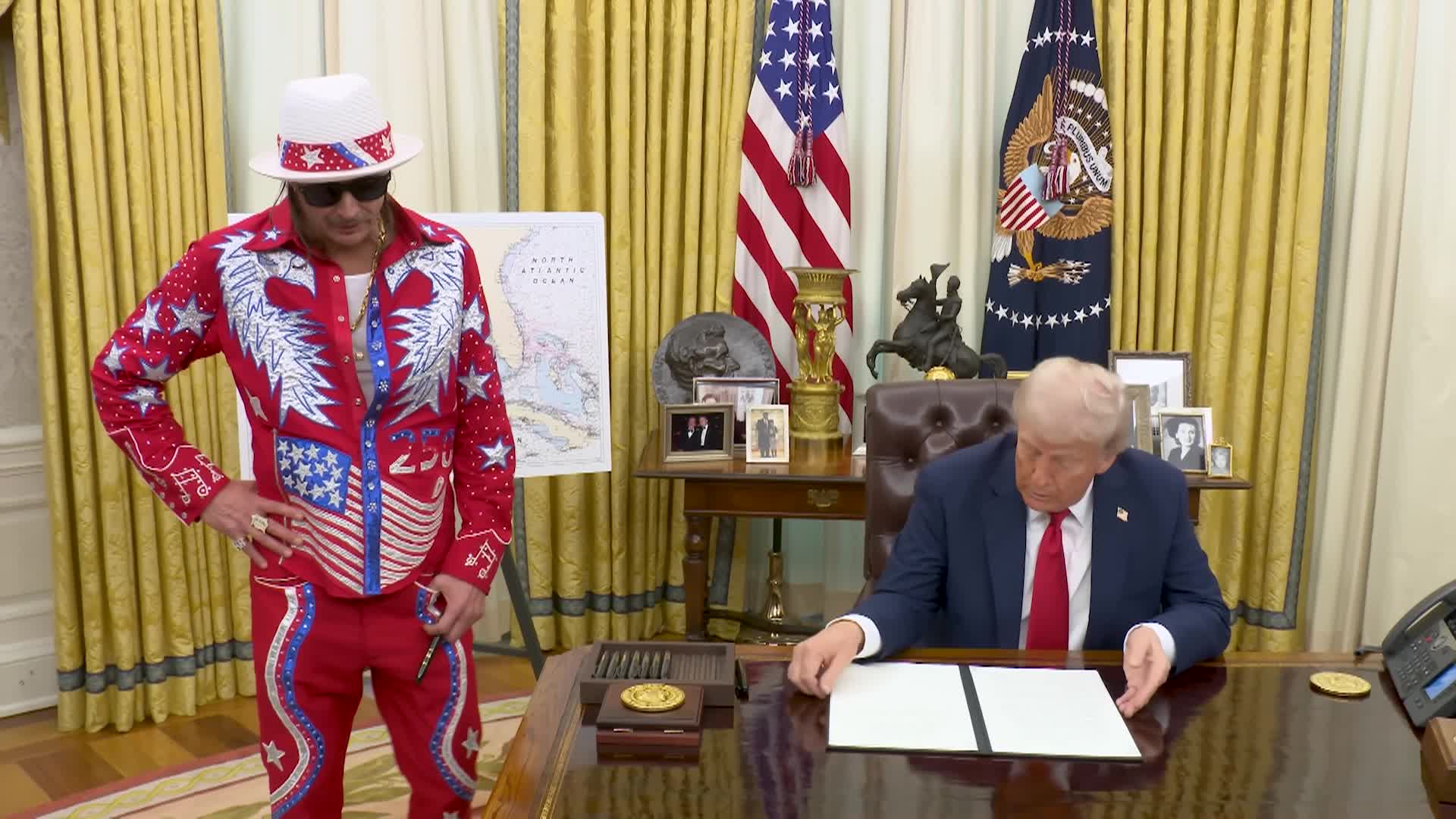 Thumbnail image for President Signs an Executive Order