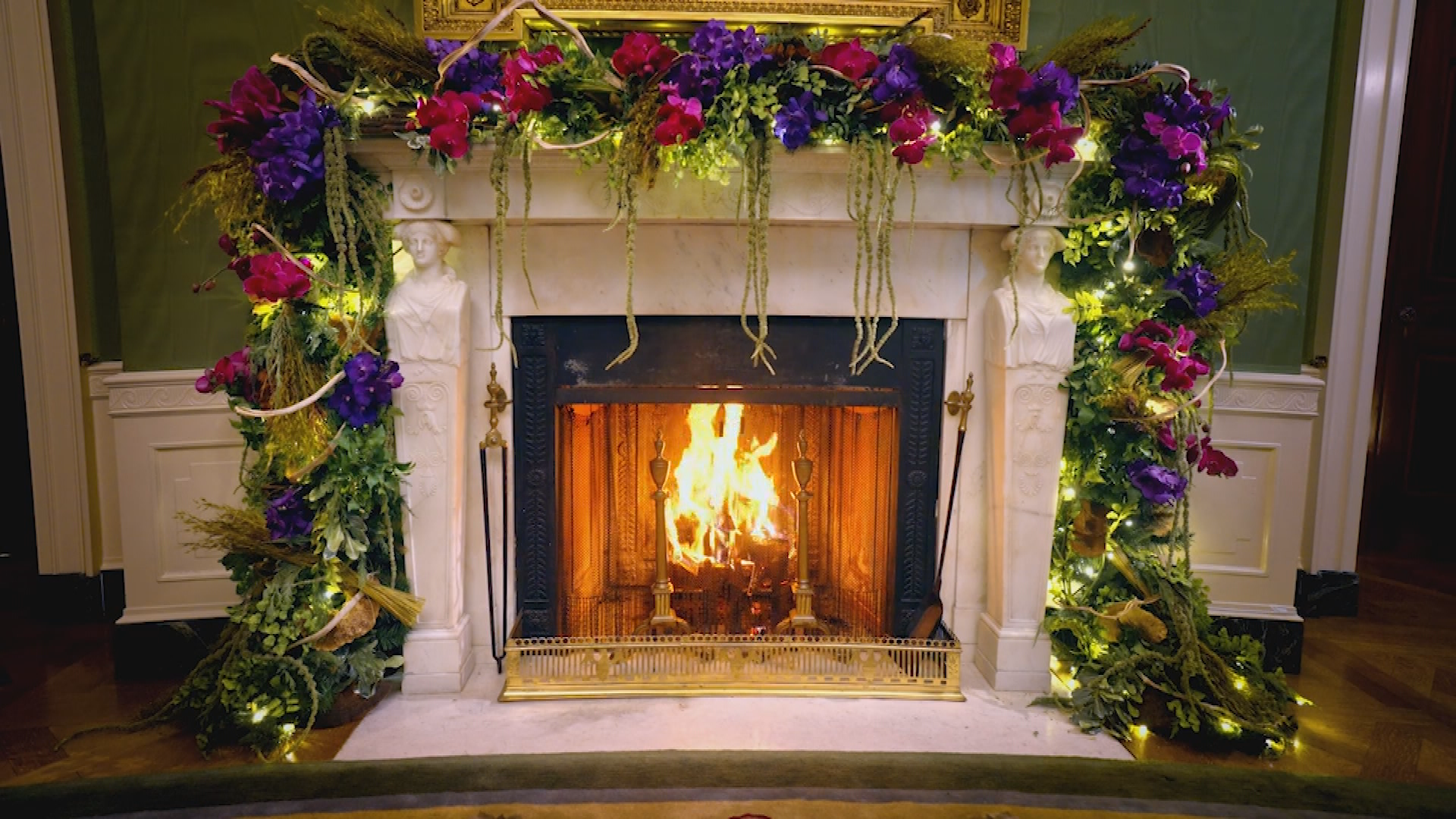 White House Yule Log: Green Room