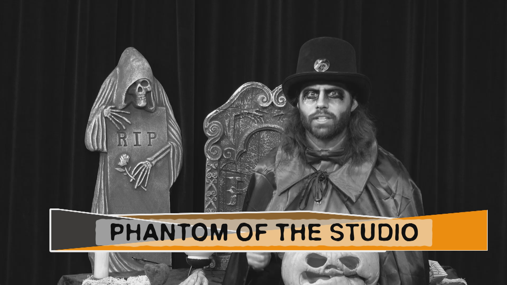 Thumbnail image for Halloween Phantom of the Studio introduces In The Toy Box