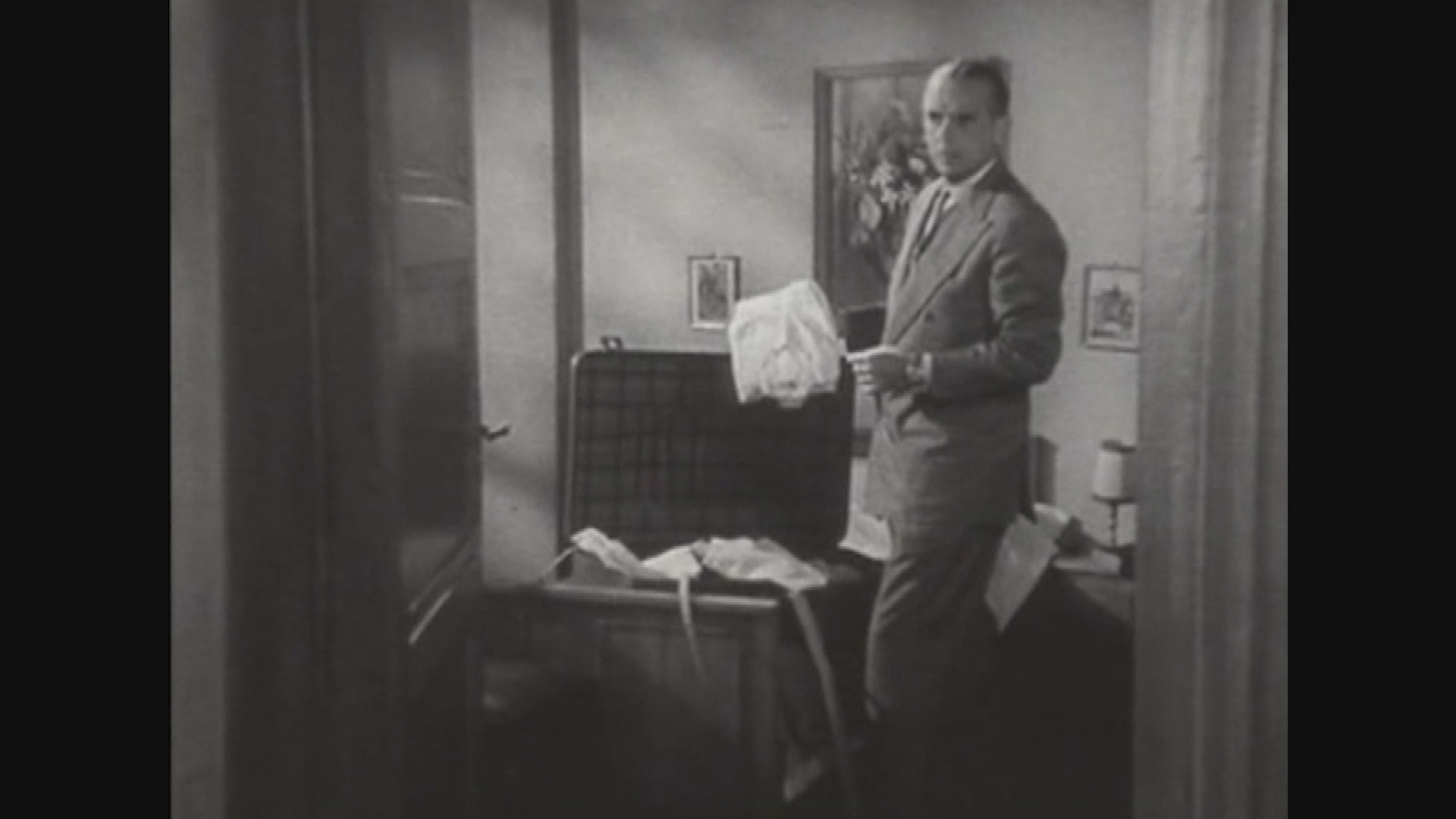 Vintage TV: Douglas Fairbanks Presents Flight Of The Birds